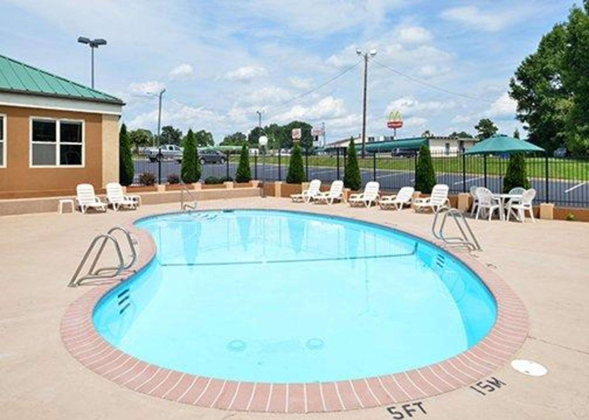 Quality Inn Asheboro South Εξωτερικό φωτογραφία